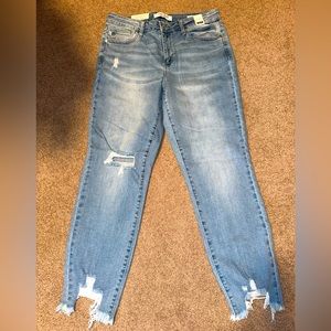 NWT Judy Blue Mid Rise Boyfriend Fit Sz 11/30